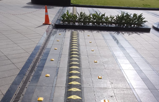 runner-plastic-speed-breakers